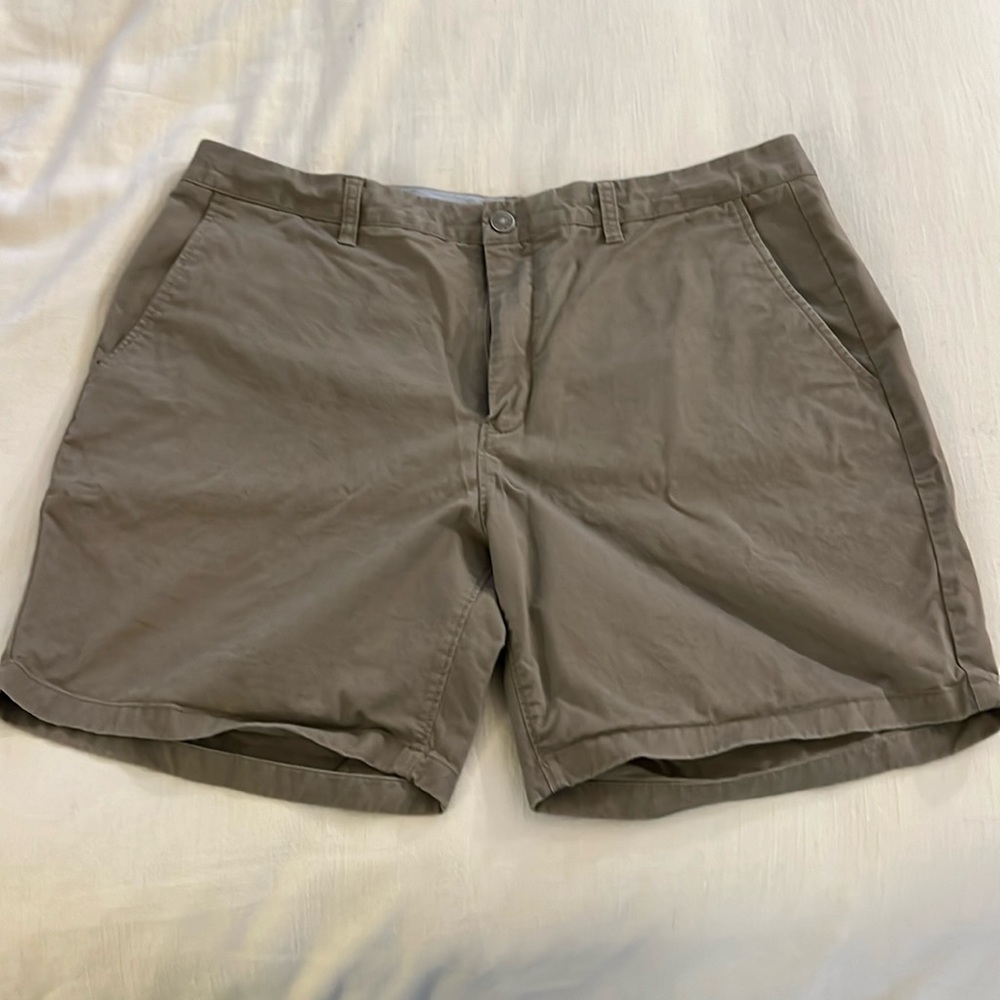 Bonobos Men’s 7 in athletic cut shorts